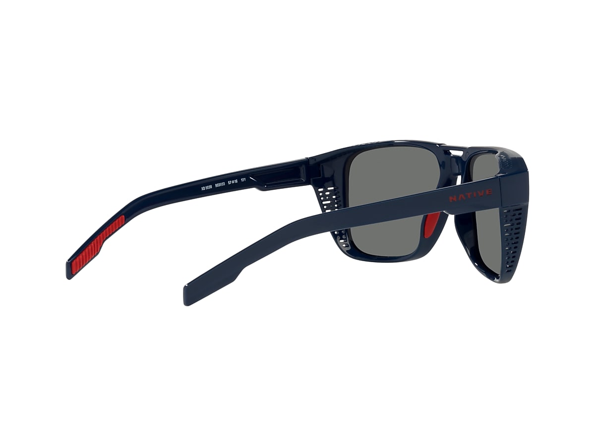 Mammoth Sunglasses in Grey | Native Eyewear®